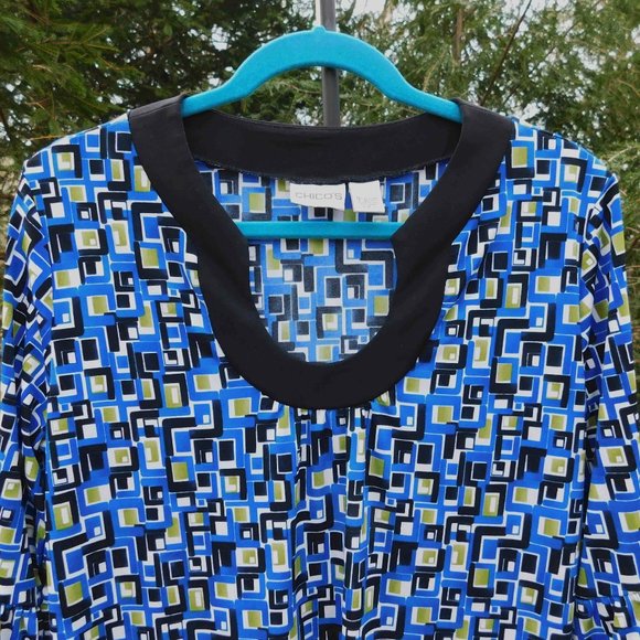 Chico's Pretty Split Scoop Neck Stretchy Bell  Sleeve Top - Picture 2 of 3